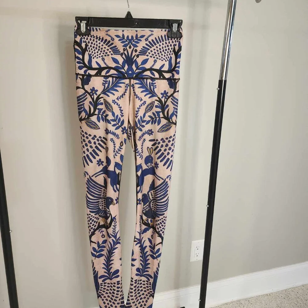 Yoga Democracy Leggings - XS - Picture 1 of 7